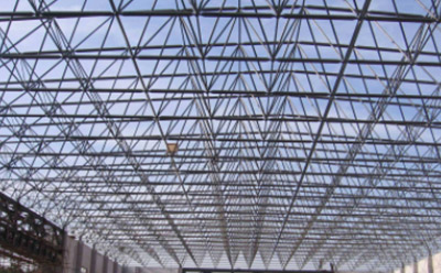 河南钢结构厂房屋面板及保温层安装