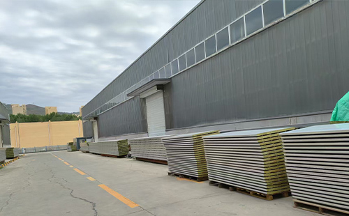 河南河南青海河南彩钢岩棉板保温与防火性能解析